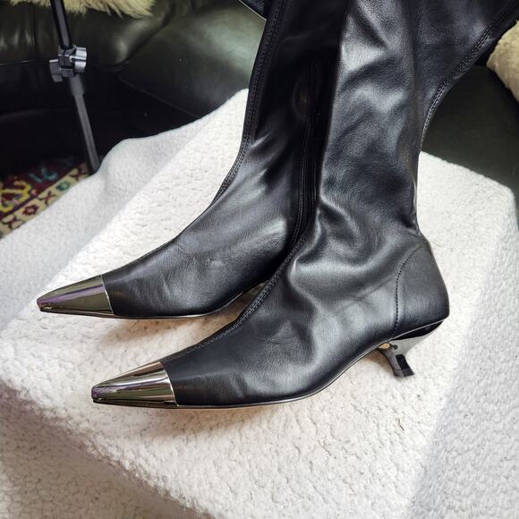 NEW Katy Perry The Micro Heel Stretch Bootie black leather metal toe cap size 10 - Picture 3 of 7